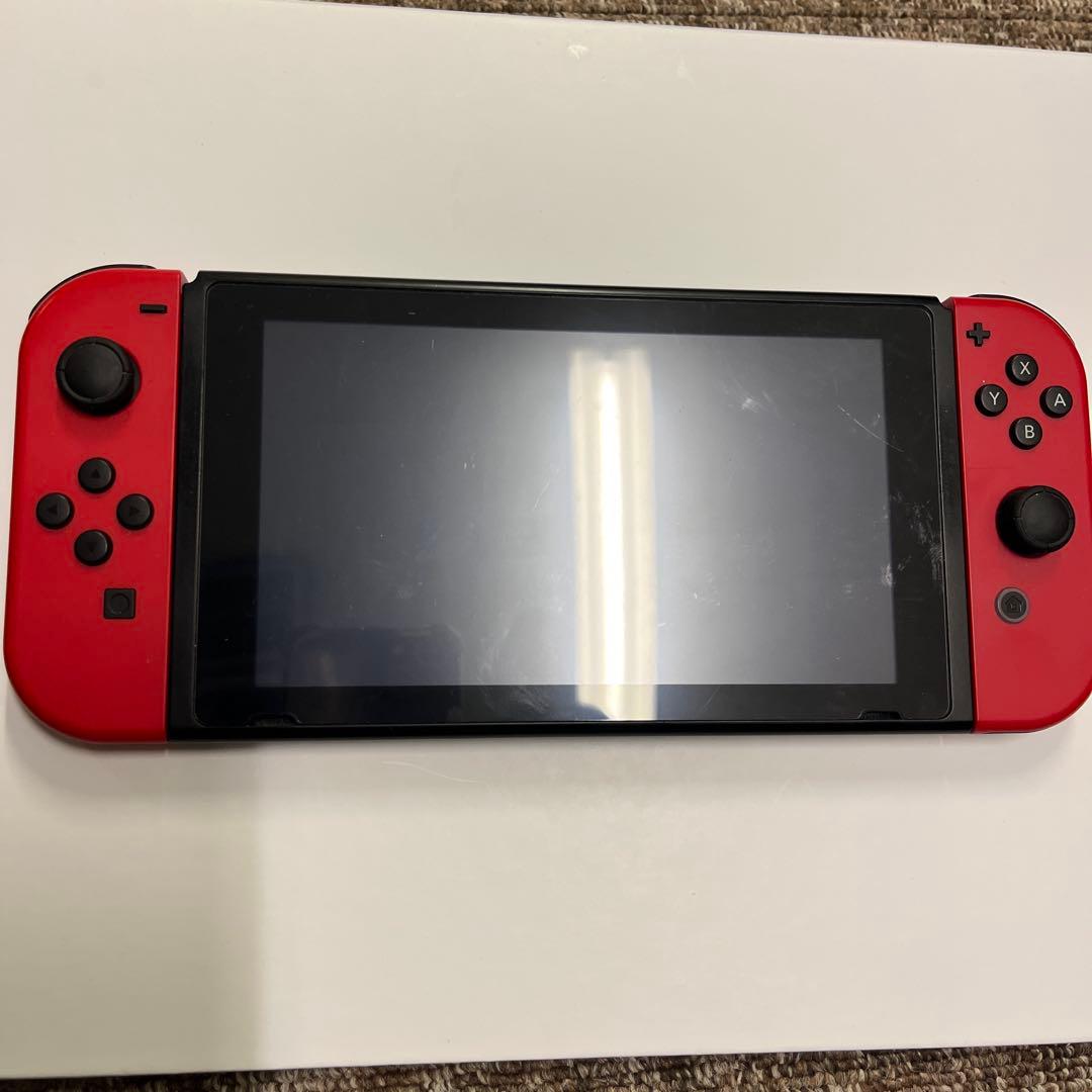 Nintendo Switch 本体 ブラック/レッド