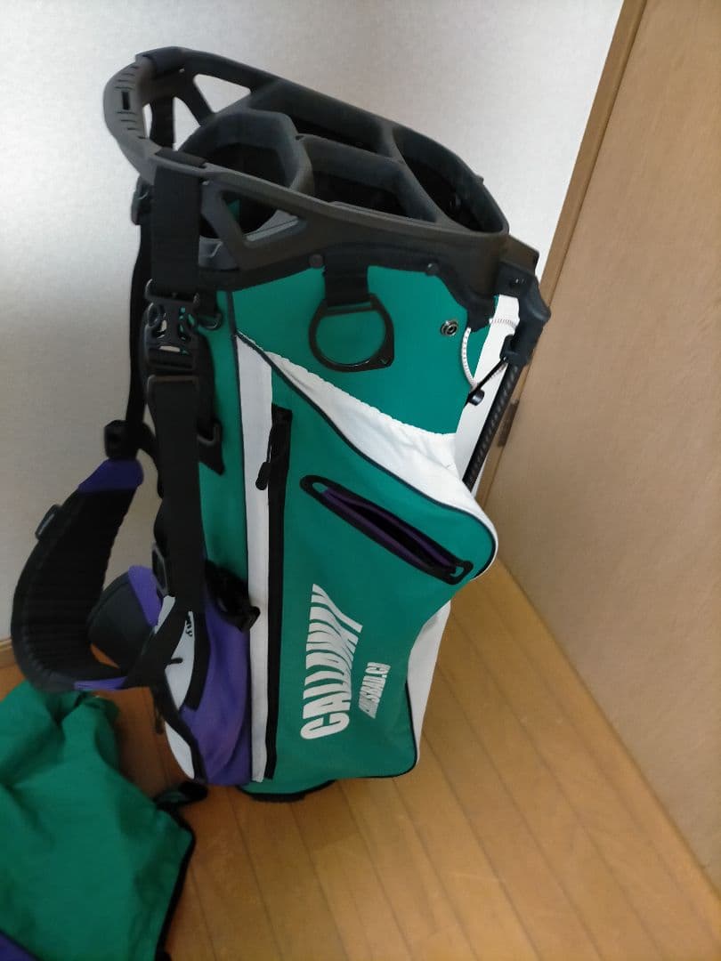 キャロウェイ　最軽量スタンドバック　グリ－ン