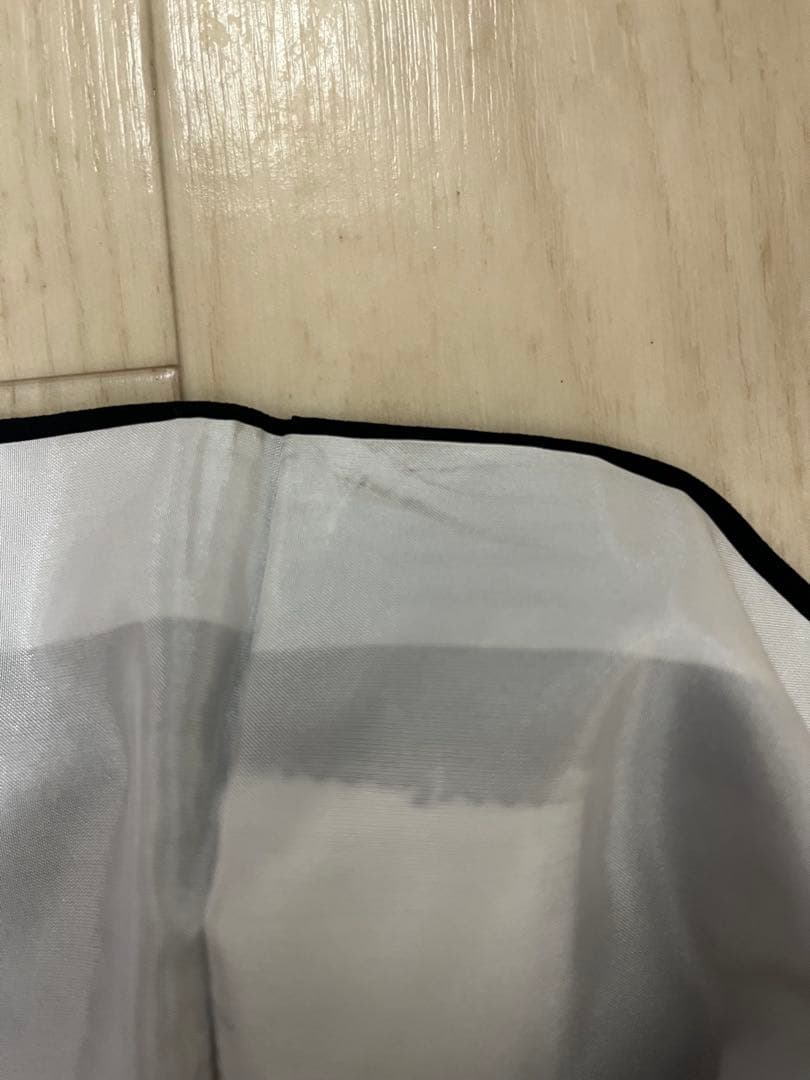 振袖　赤　黒　花柄