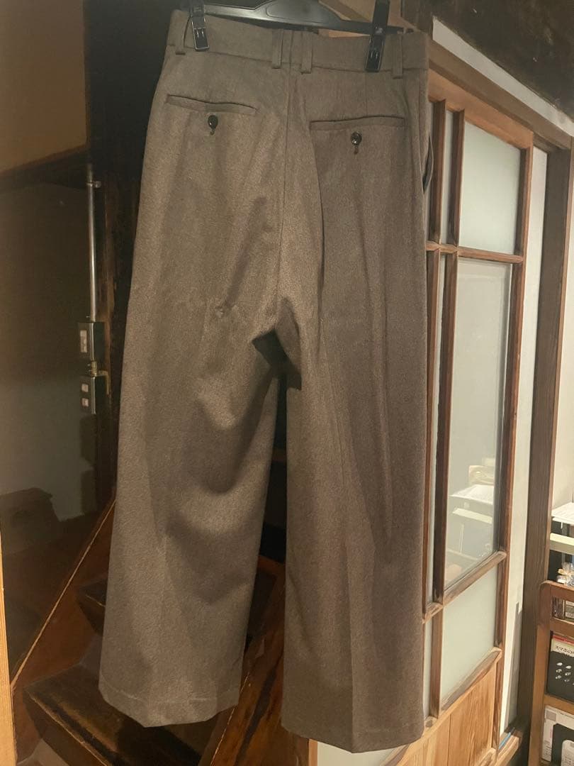 HER.ジャケット、パンツのセットアップ　ブラウン