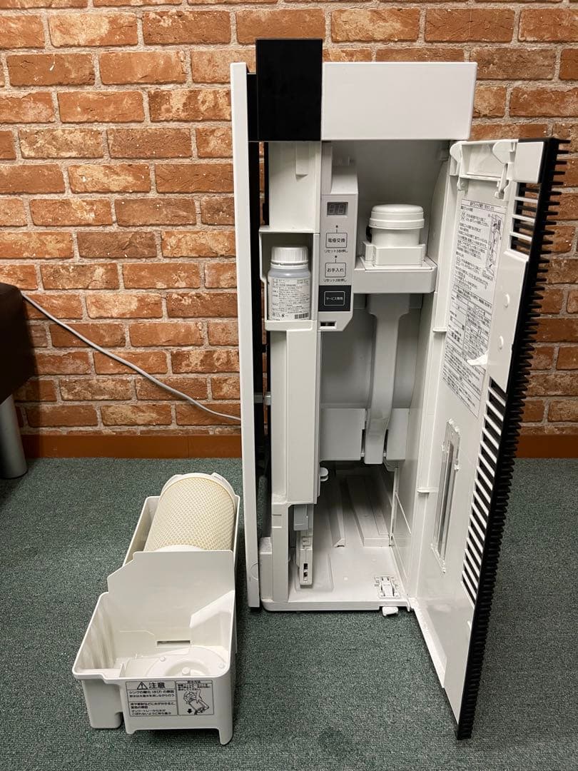 Panasonic F-MV2100 ジアイーノ 次亜塩素酸空間除菌脱臭機