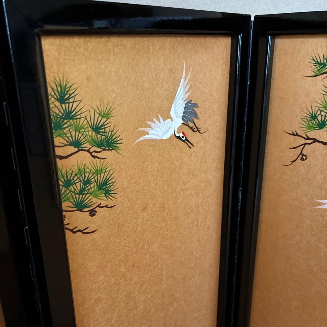 雛人形錦屏風　手書蒔絵　松、鶴