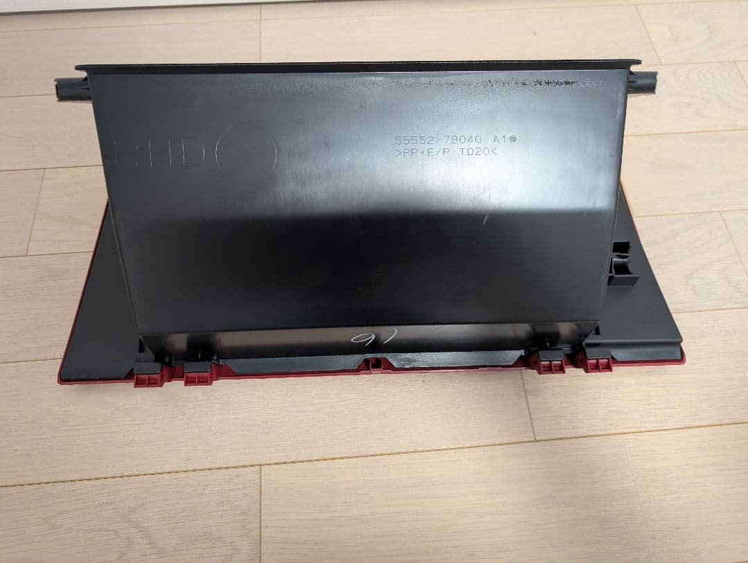 レクサスNX20系　純正グローブボックス・サイドパネル　フレアレッド　2点セット