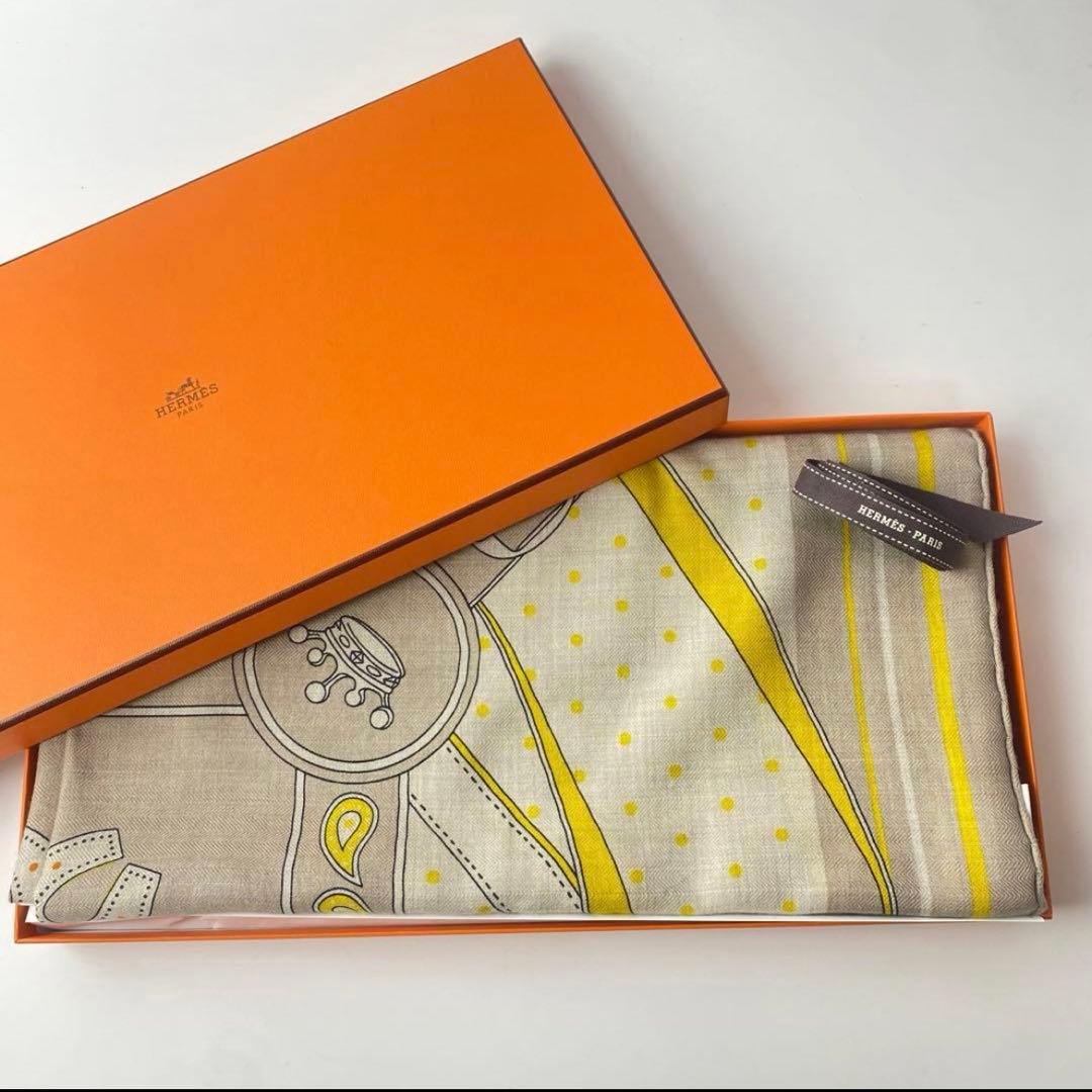 エルメス HERMESカレジェアン　140 朝の散歩