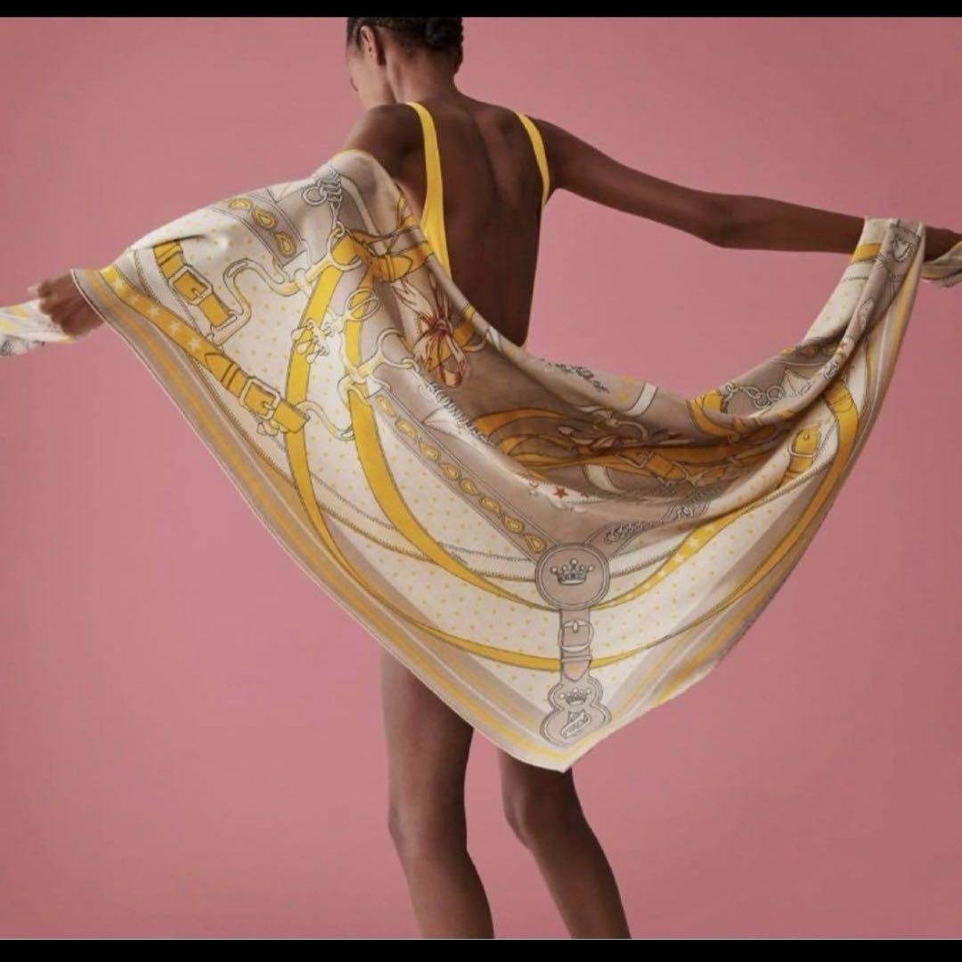 エルメス HERMESカレジェアン　140 朝の散歩