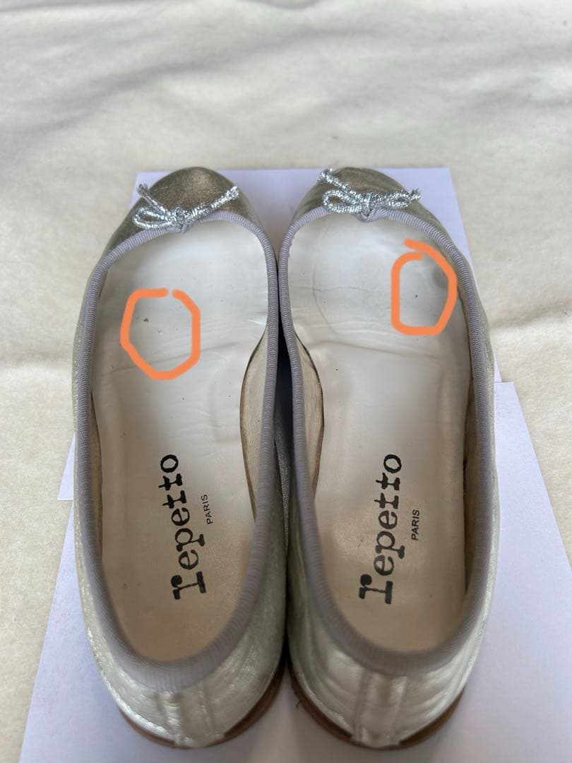 Lepetto シルバー フラットシューズ
