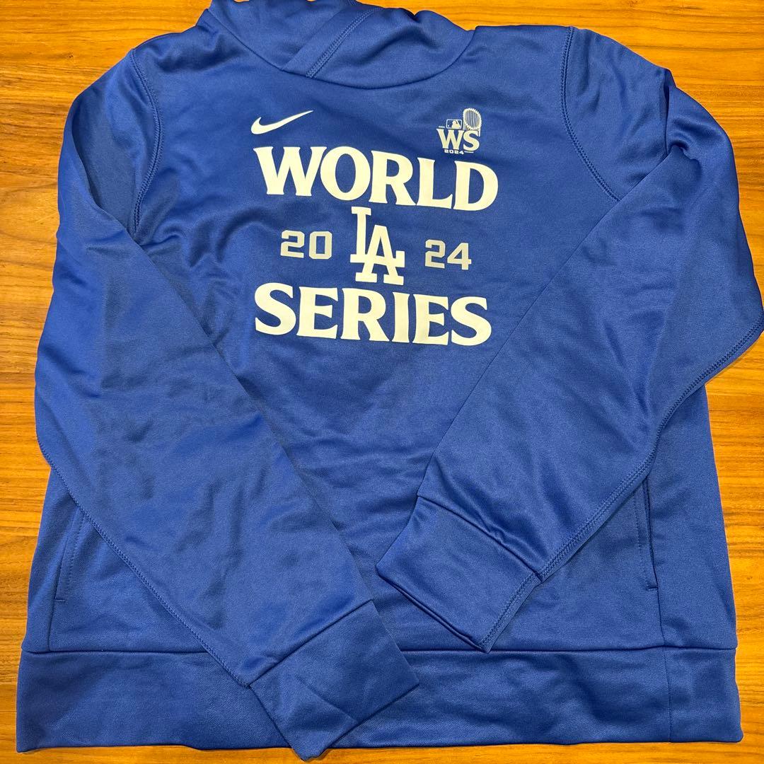 【新品】ドジャースワールドシリーズ公式トレーナー