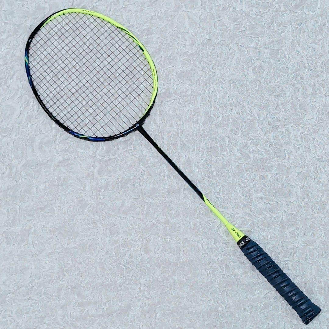 YONEX ASTROX 77 4UG5 シャインイエロー かなりの美品