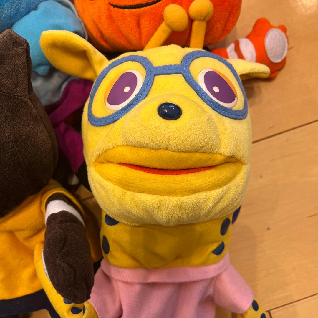 ワールドワイドキッズ　DVD・絵本・パペットセット