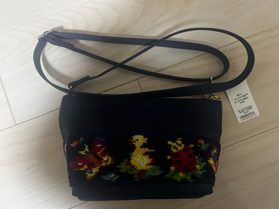 ハイジ　ミニショルダーバッグ　フェイラー