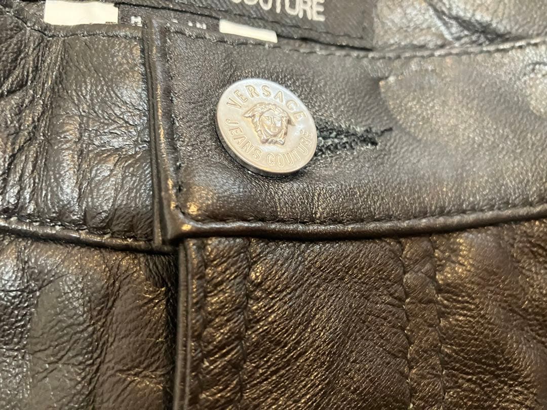 versace レザーパンツ　ブラック