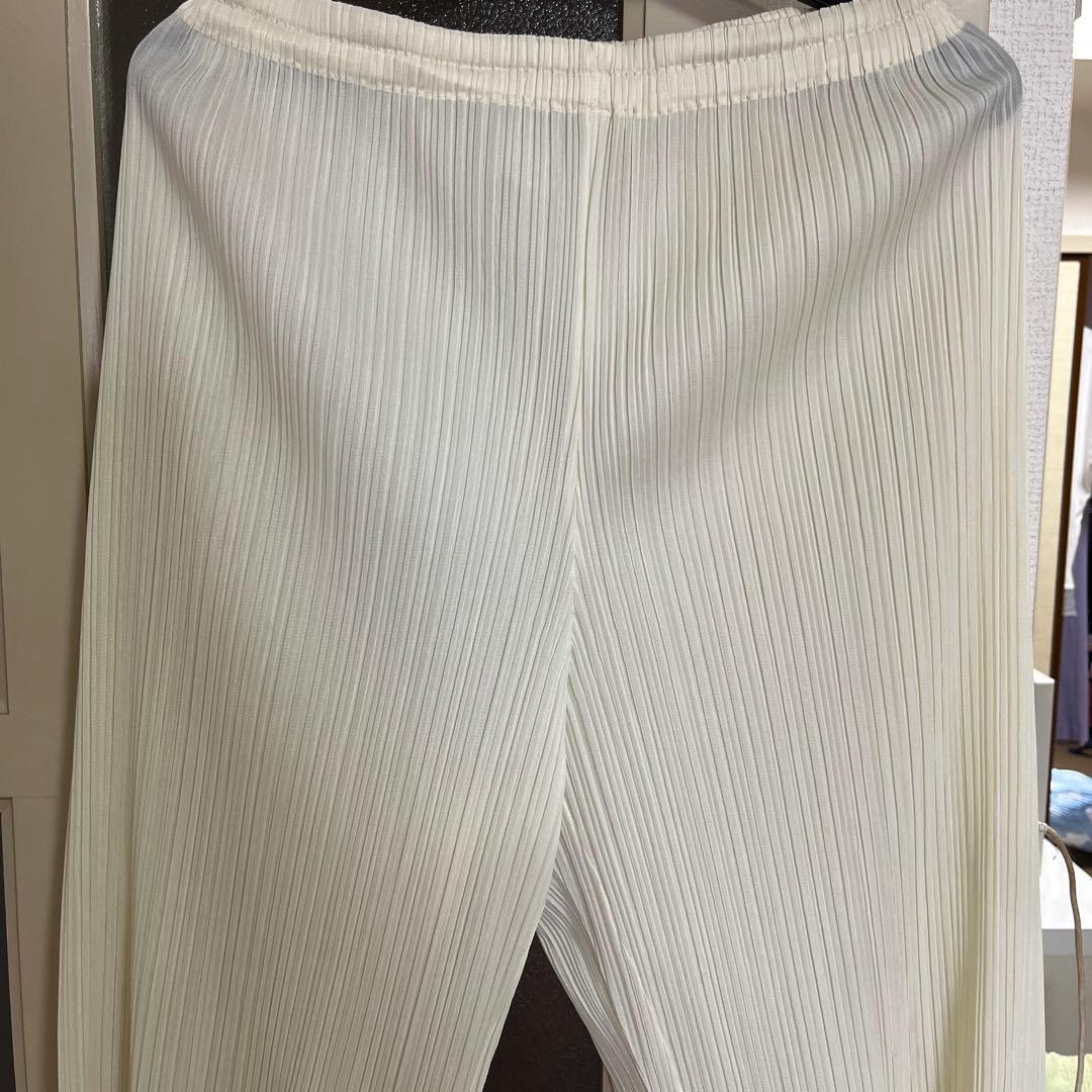 パンツ ISSAY MIYAKE pleats please