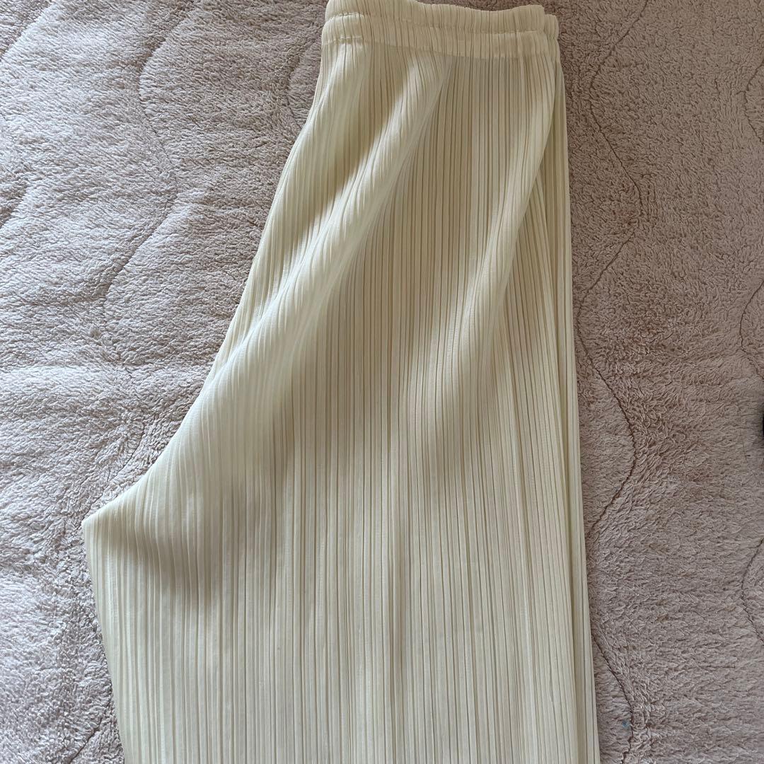 パンツ ISSAY MIYAKE pleats please
