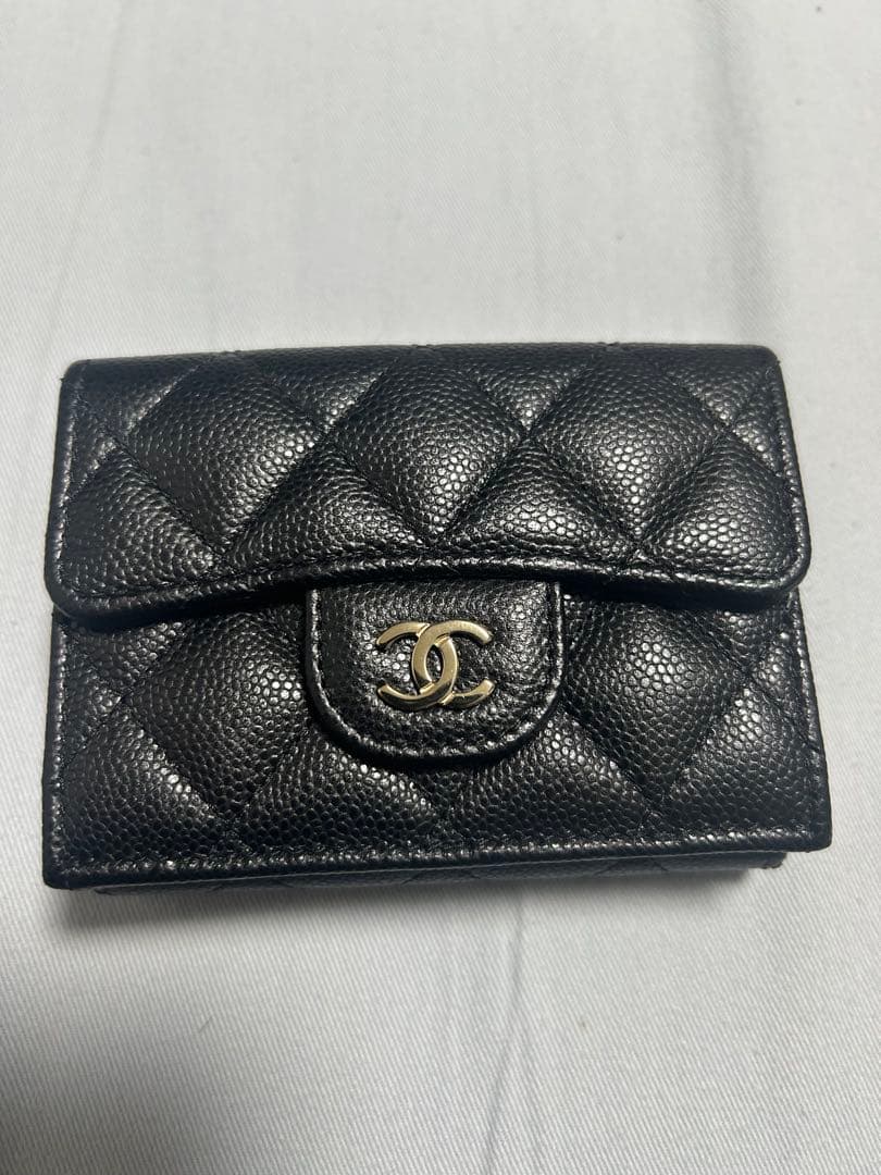 シャネル　三つ折り財布　マトラッセ　極美品　ほぼ付属品有り