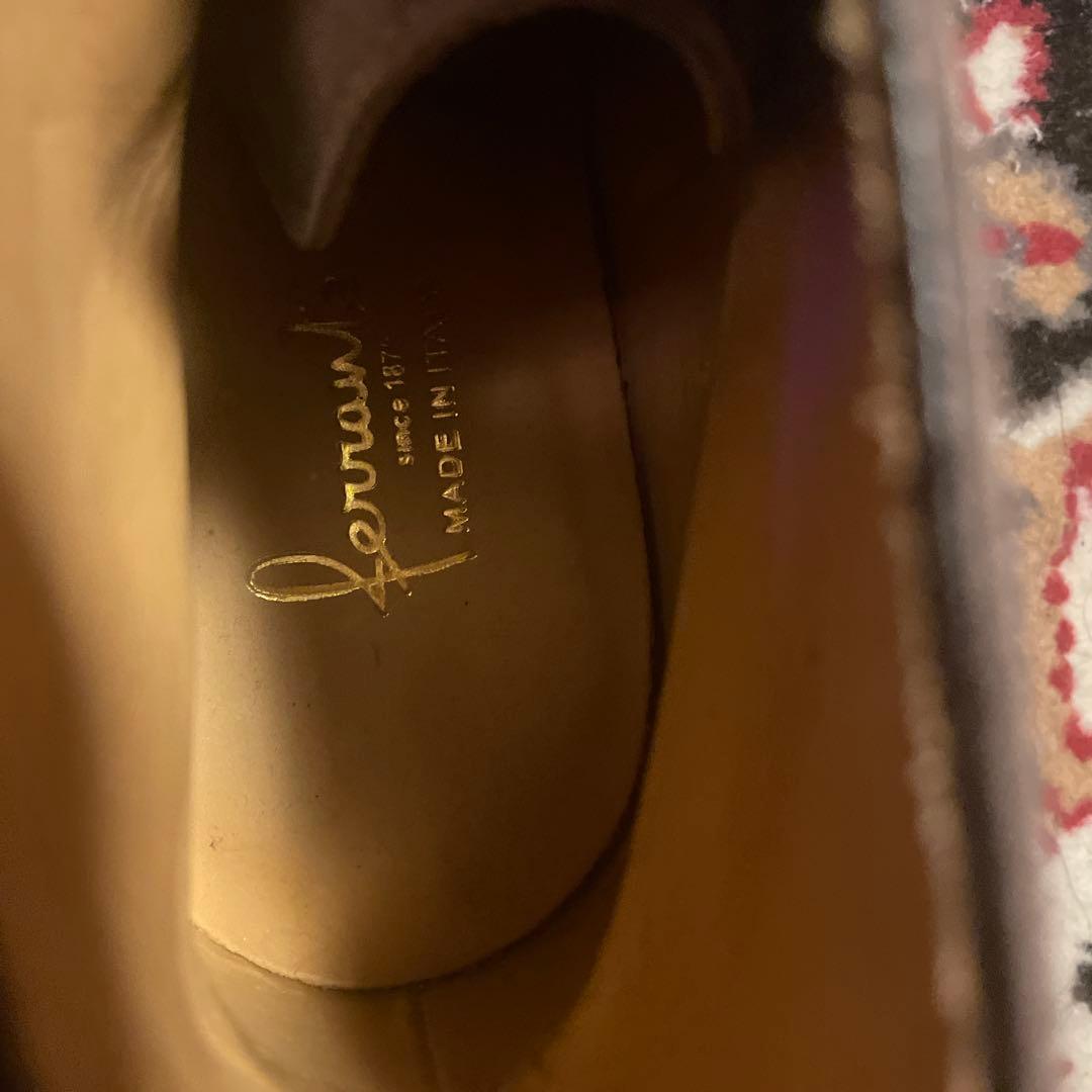 フェランテ　ライトブラウン スエード チャッカブーツ