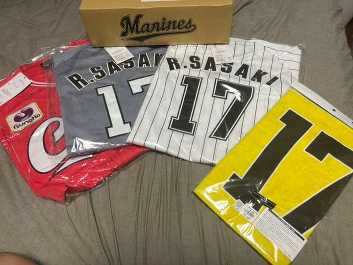 【 新品 未開封 】佐々木朗希 レプリカ　ユニフォーム S タオル　ドジャース