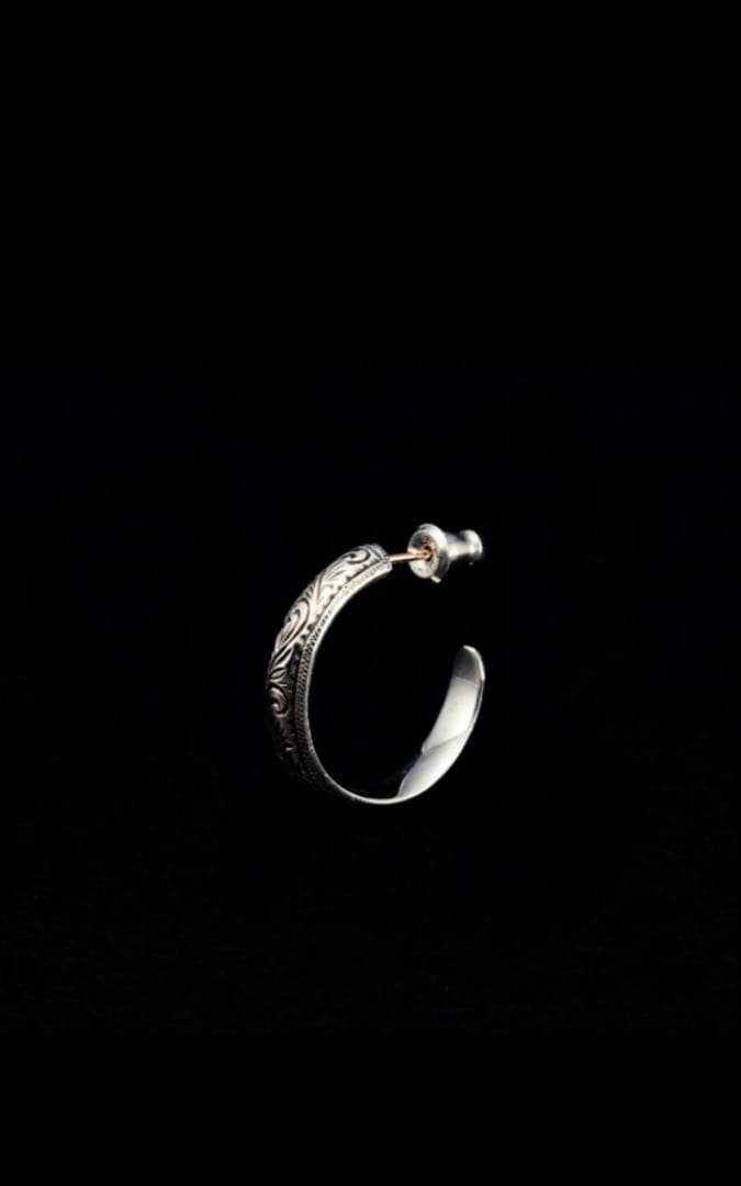 アクセサリー ANTIDOTE BUYERS Engraved Hoop Earring