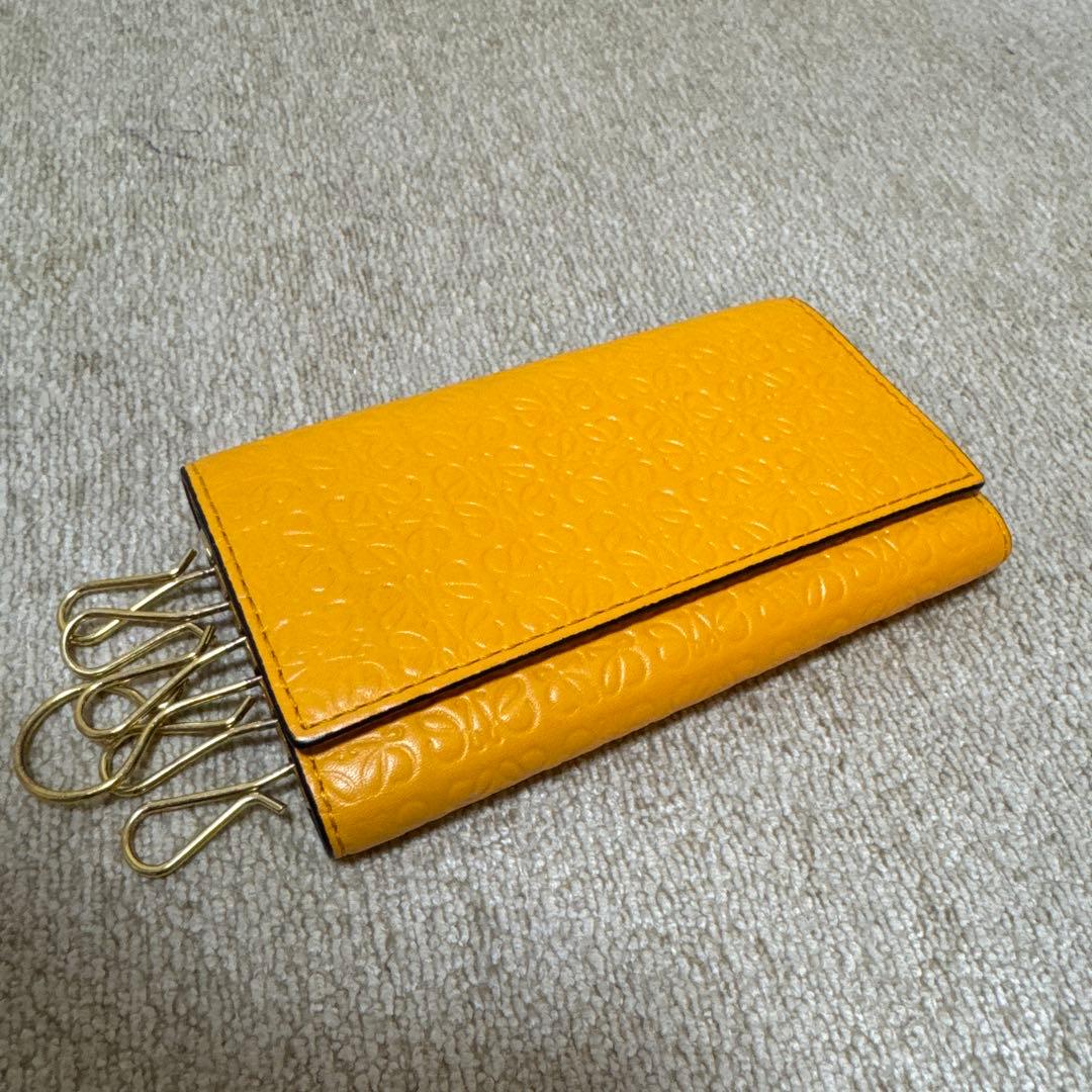 ロエベ　キーケース