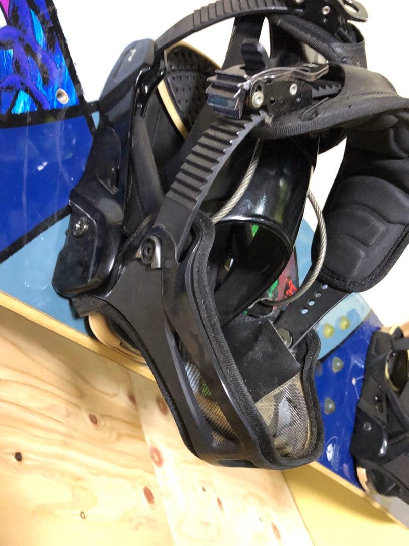 限界値引きBurton&SALOMONスノーボードビンディングセット
