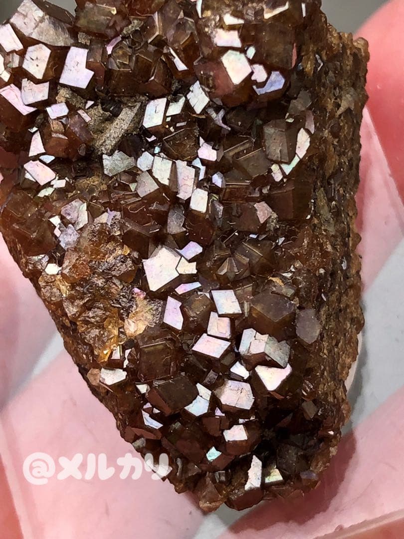 国産鉱物　天川村　レインボーガーネット（宝石質！）