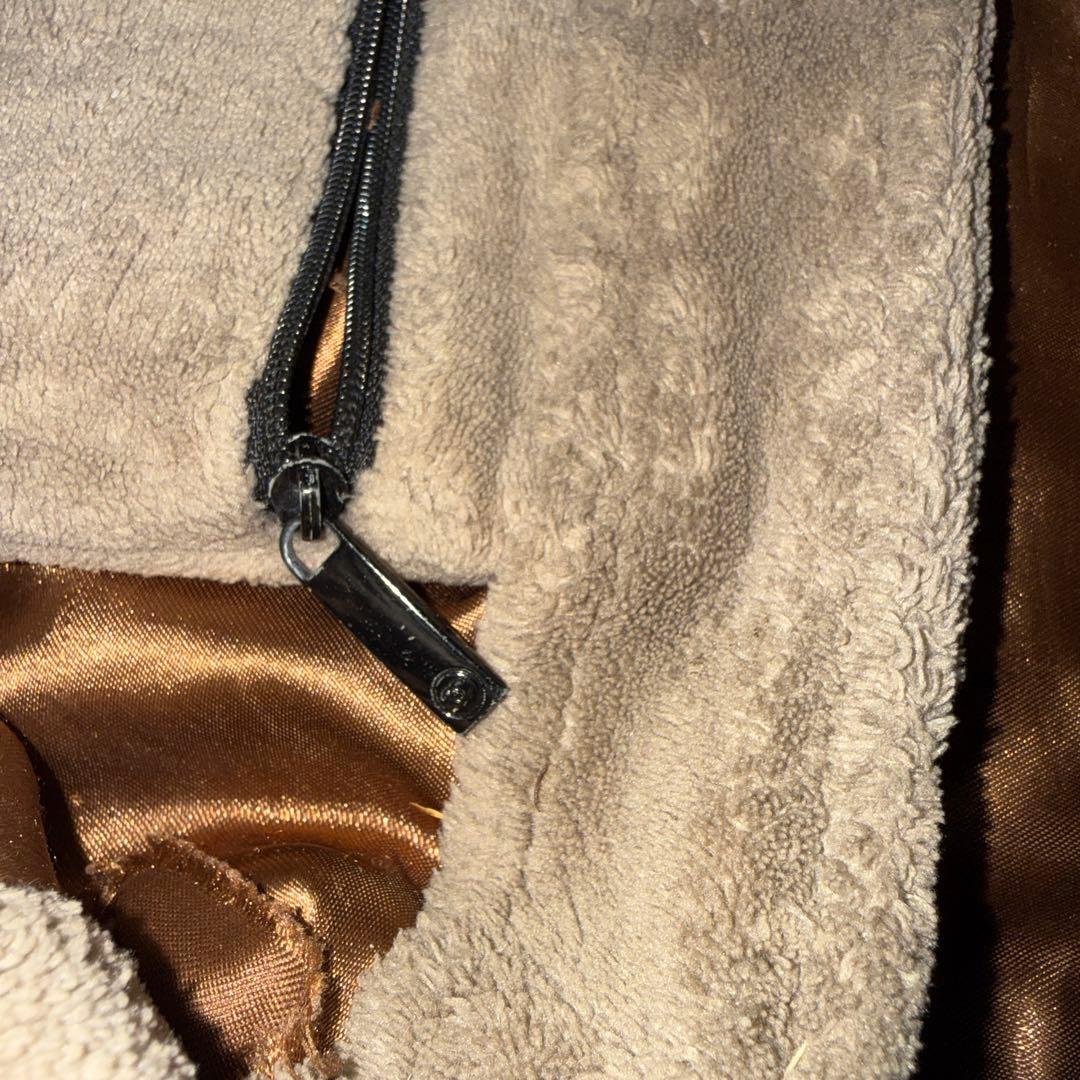 シャネルショルダーバッグ ベージュノベルティ