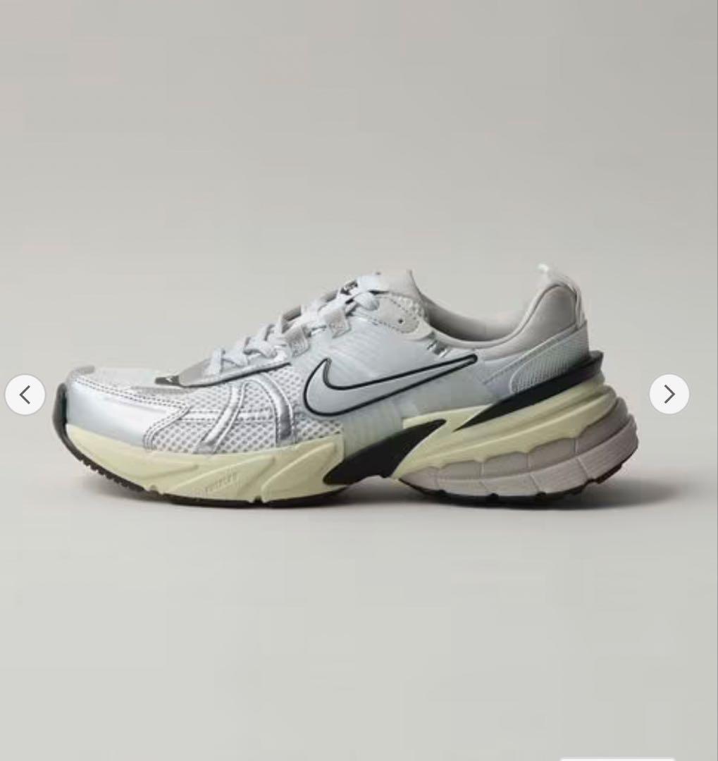 〈NIKE〉V2K Run 24㎝