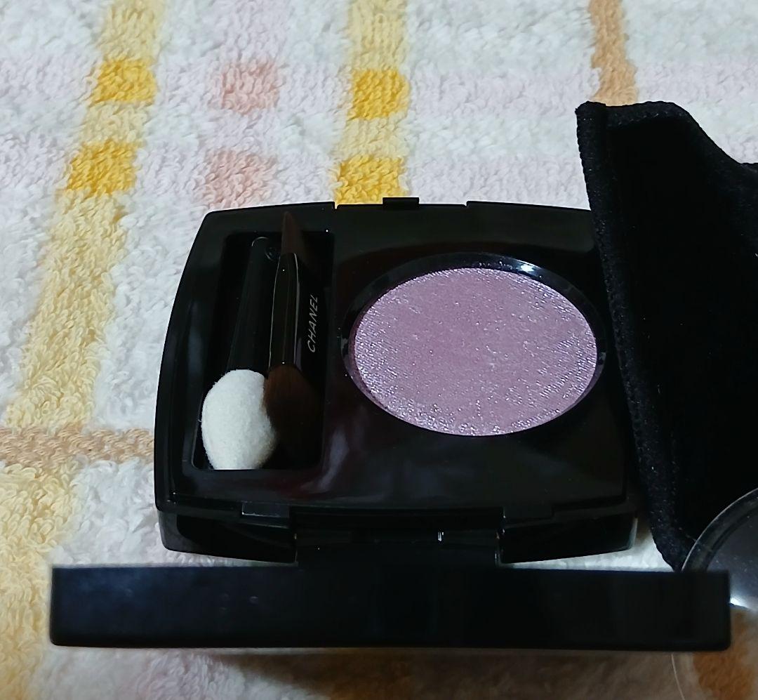 CHANEL　オンブルエサンシエル　250　モーヴ　シュクレ