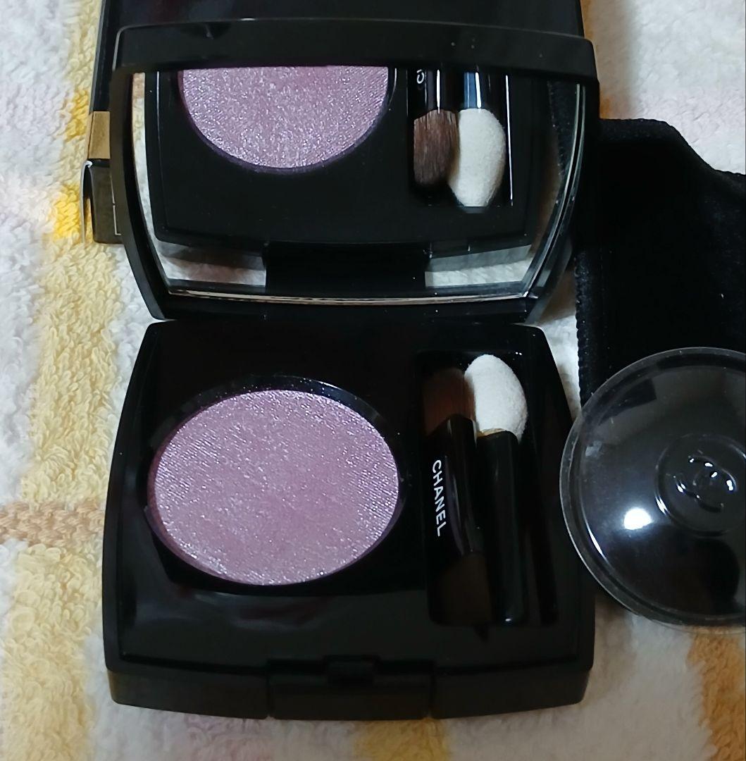 CHANEL　オンブルエサンシエル　250　モーヴ　シュクレ
