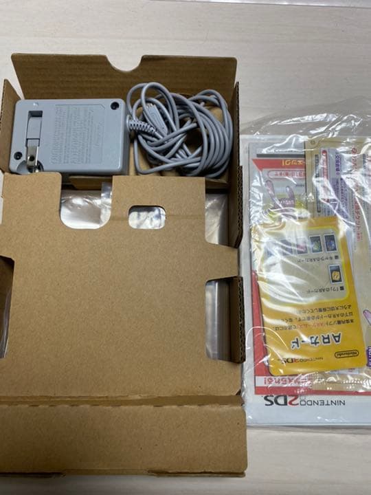 【hana】任天堂 2DS 赤 ポケットモンスター