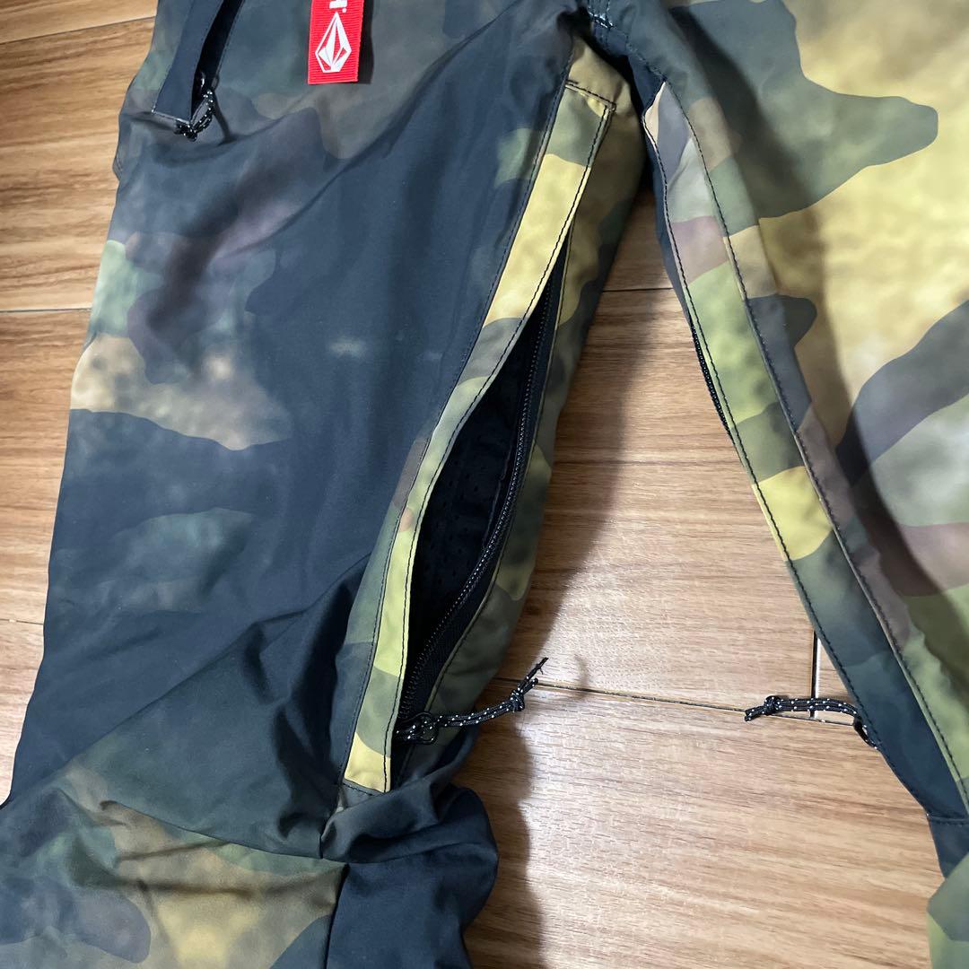 VOLCOM キッズスノーボードパンツ　キッズ　M