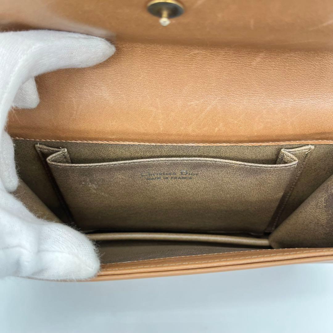 クリスチャンディオール ショルダーバッグ 斜めがけ ロゴ金具 キルティング 本革