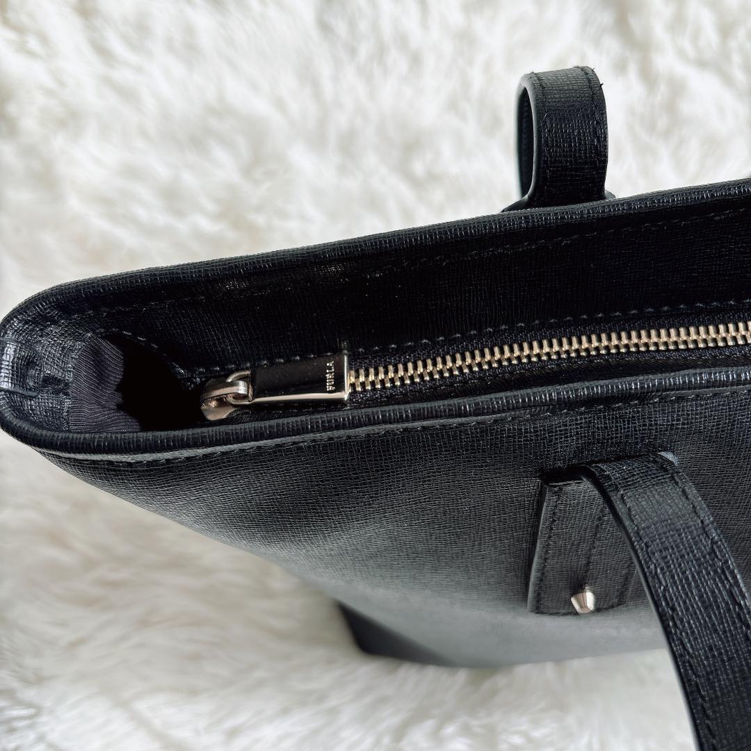 【美品】A4サイズ収納可 FURLA フルラ トートバッグ ブラック