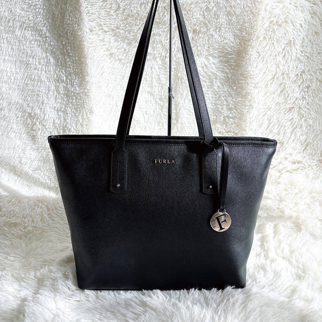 【美品】A4サイズ収納可 FURLA フルラ トートバッグ ブラック