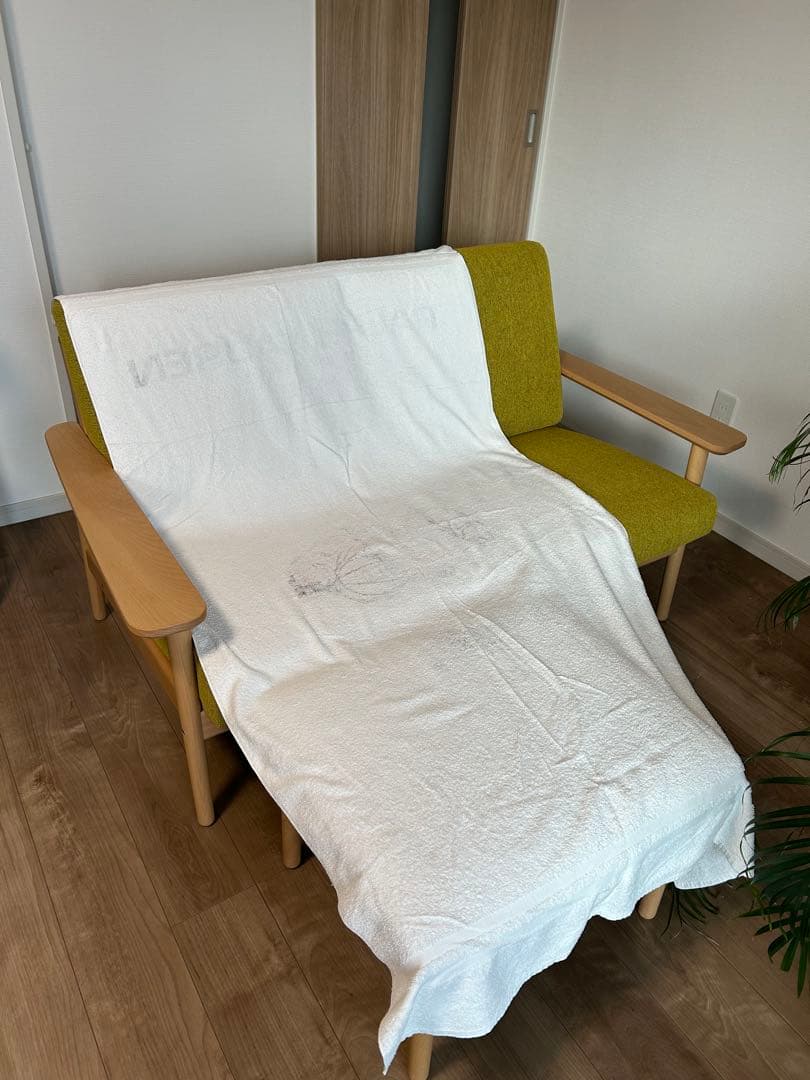 【すー】【超美品】【現行品】カリモク家具2人掛けソファ