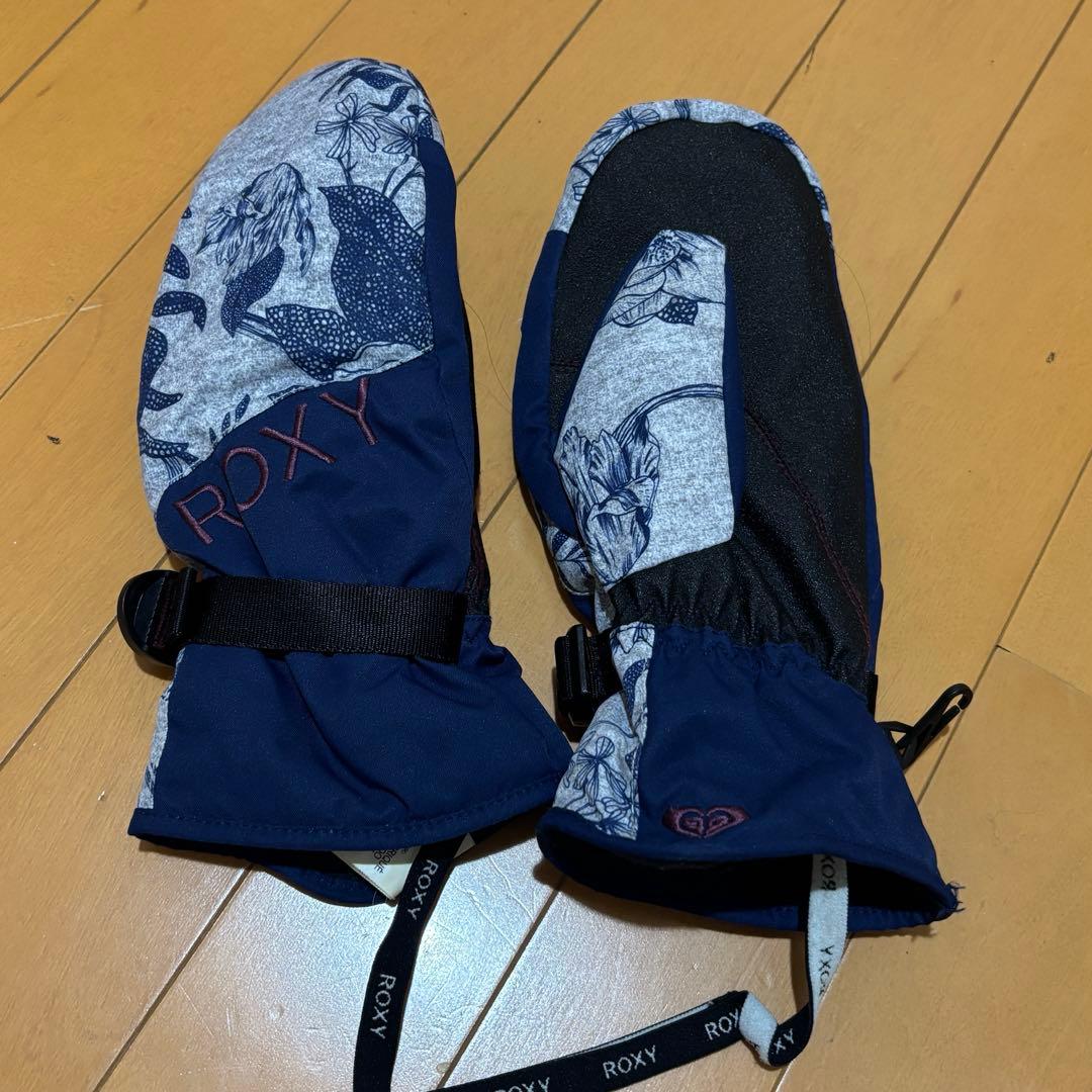 お値下げしました！スノーボードウェアセット　DCシューズ　ROXY