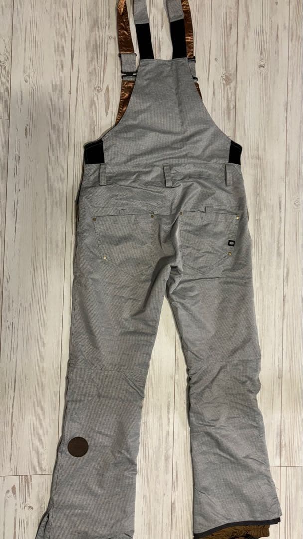 スノーボードウェア　ビブパンツ 686