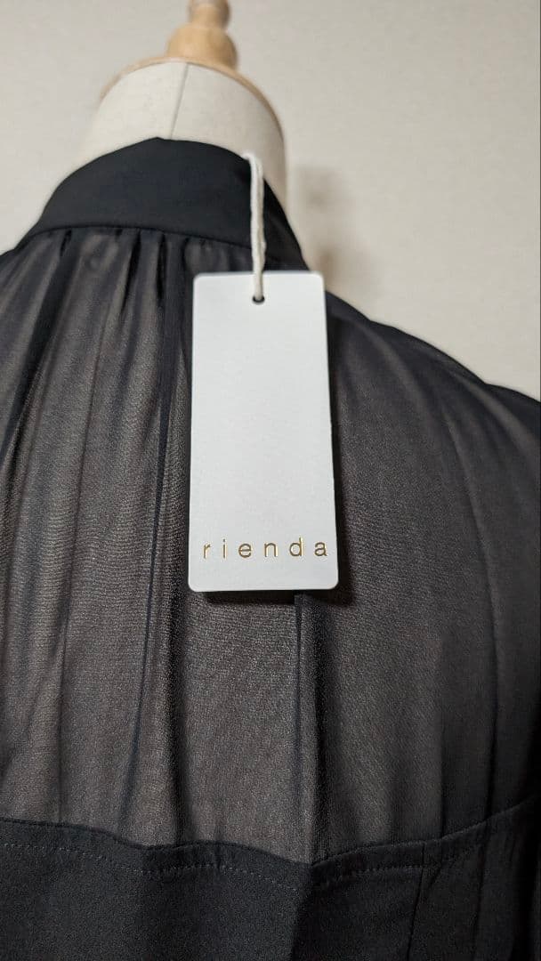 【新品未使用・タグ付】rienda シアー コンビ ポケット ワンピース