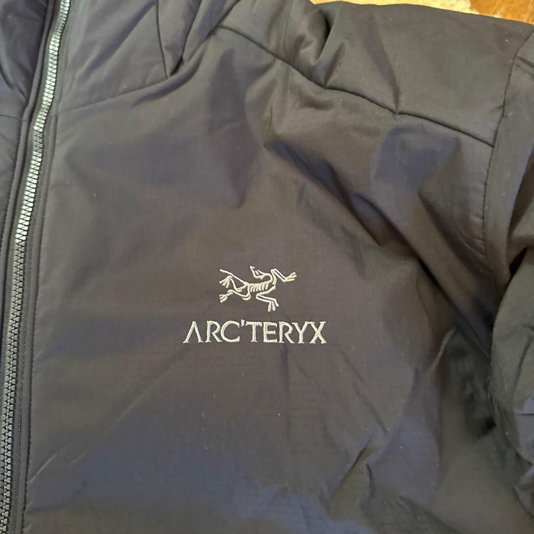 カナダ購入正規品Arc'teryx ATOM HEAVYWEIGHT HOODY