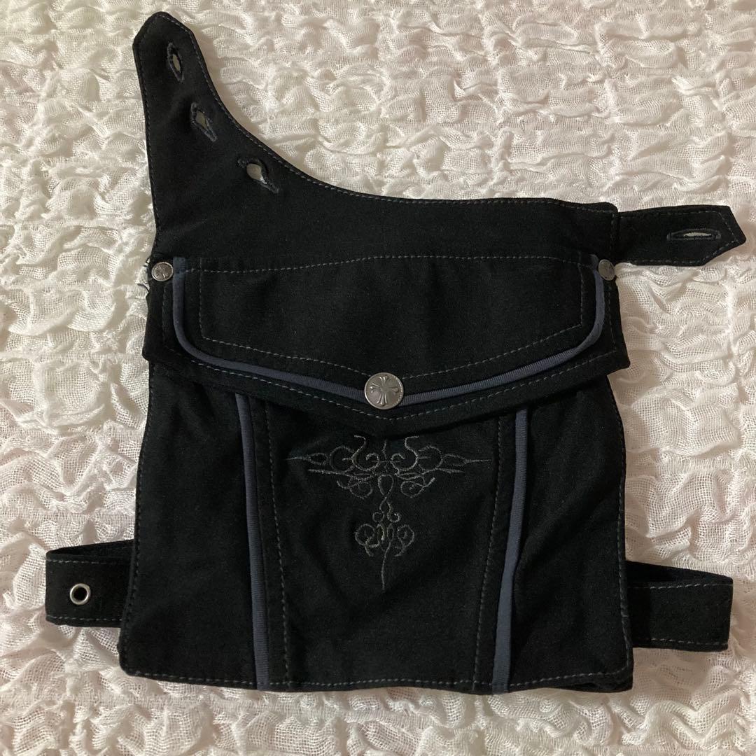 ozz croce オッズクローチェ　ozz on ショートパンツ