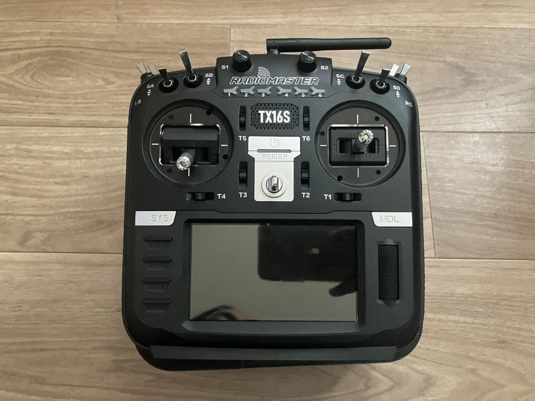 RADIOMASTER TX16S 送信機　ELRS 2.4