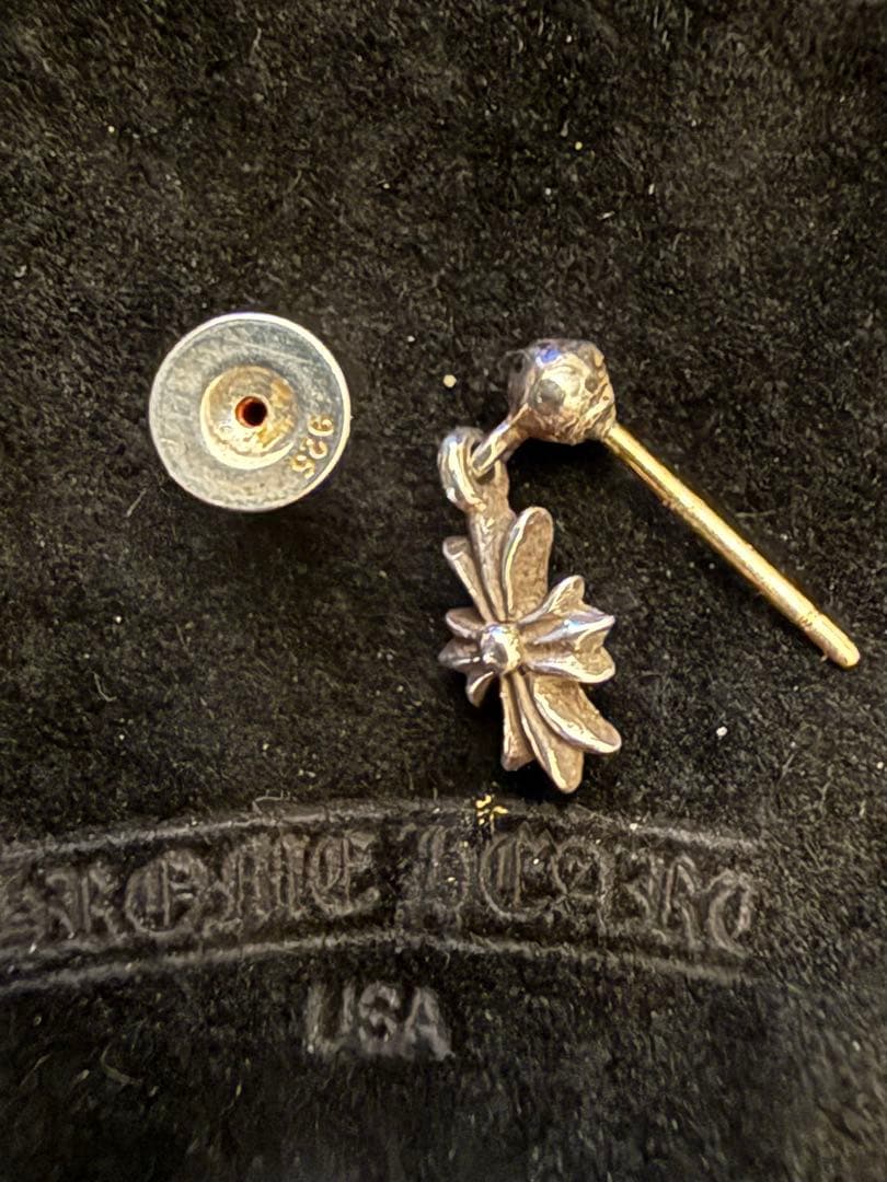 クロムハーツ タイニーE CH PLS DROPピア ス（片耳用）