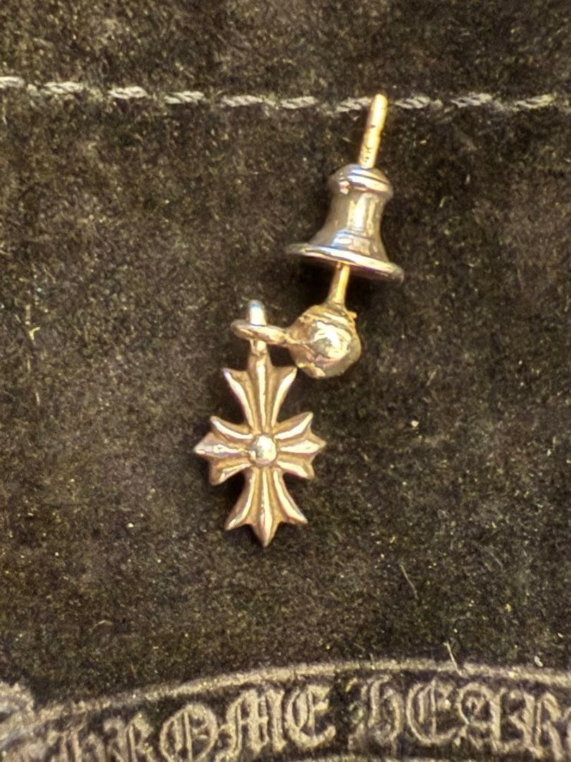 クロムハーツ タイニーE CH PLS DROPピア ス（片耳用）