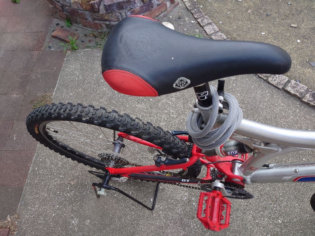 自転車本体 GT xcr2000