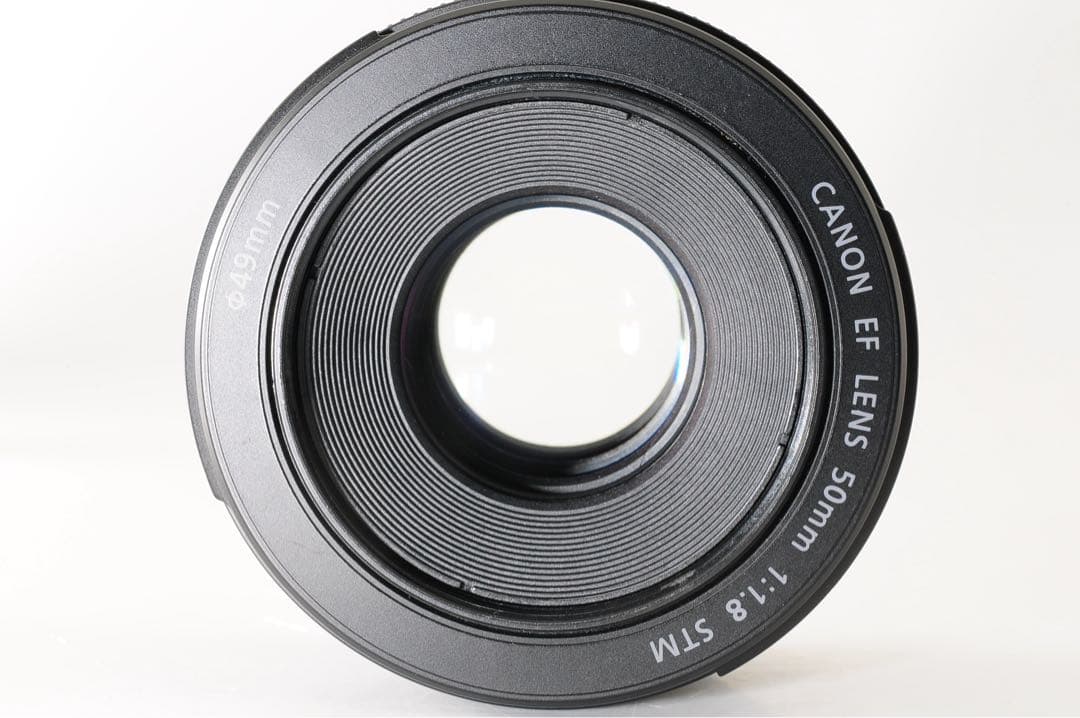 【ほぼ新品】 キャノン Canon EF 50mm f1.8 STM