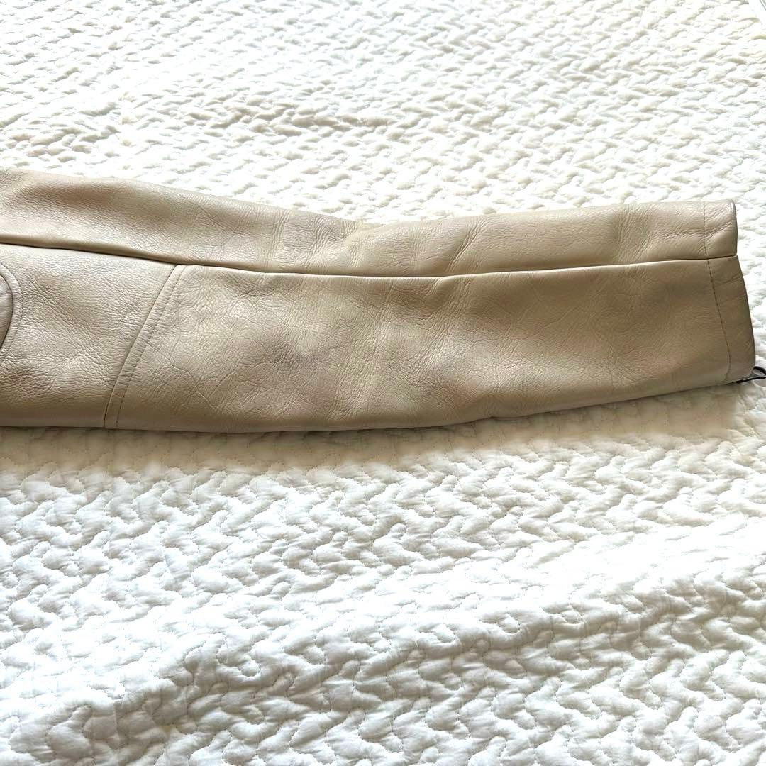 ヒステリックグラマー　スタジャン 赤 クリーム　牛革