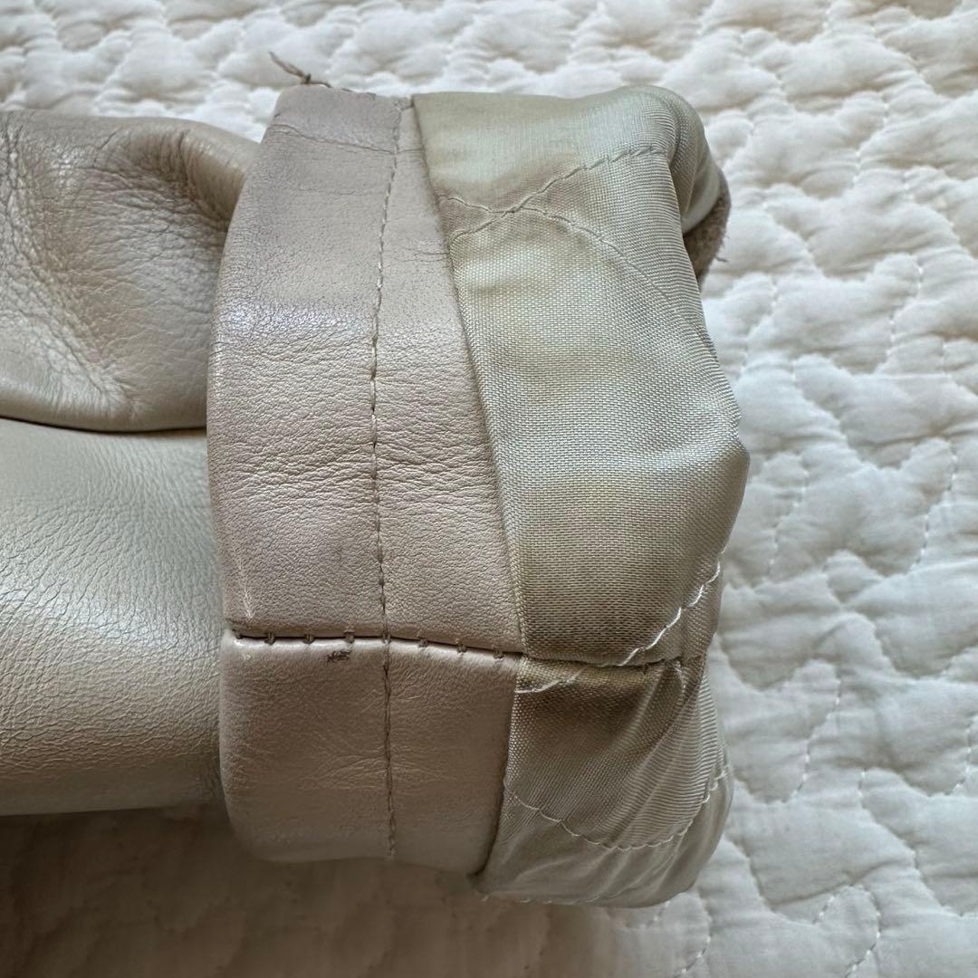 ヒステリックグラマー　スタジャン 赤 クリーム　牛革