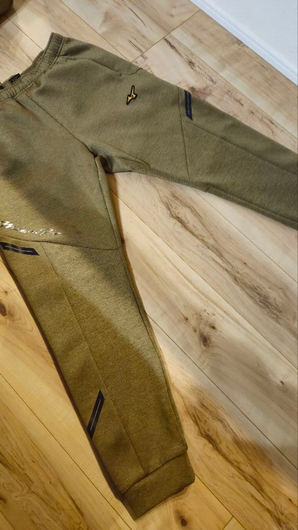 ミズノプロ カーキ　パーカー　上下セット　セットアップ　Oサイズ