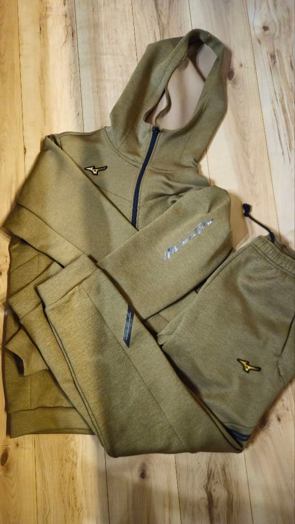 ミズノプロ カーキ　パーカー　上下セット　セットアップ　Oサイズ