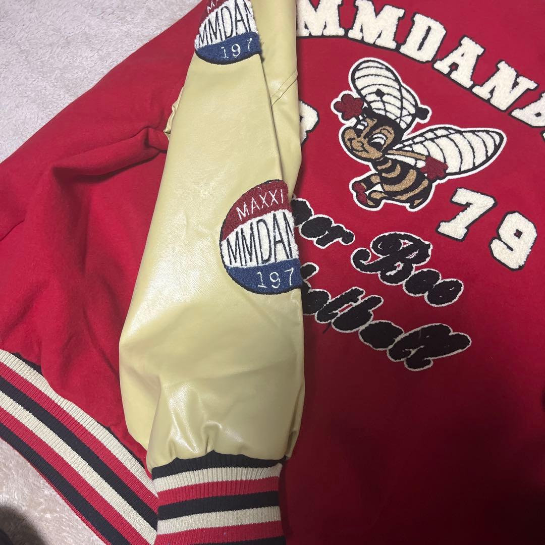 レッド/ベージュ スタジャン 値下げ交渉受け付けてます