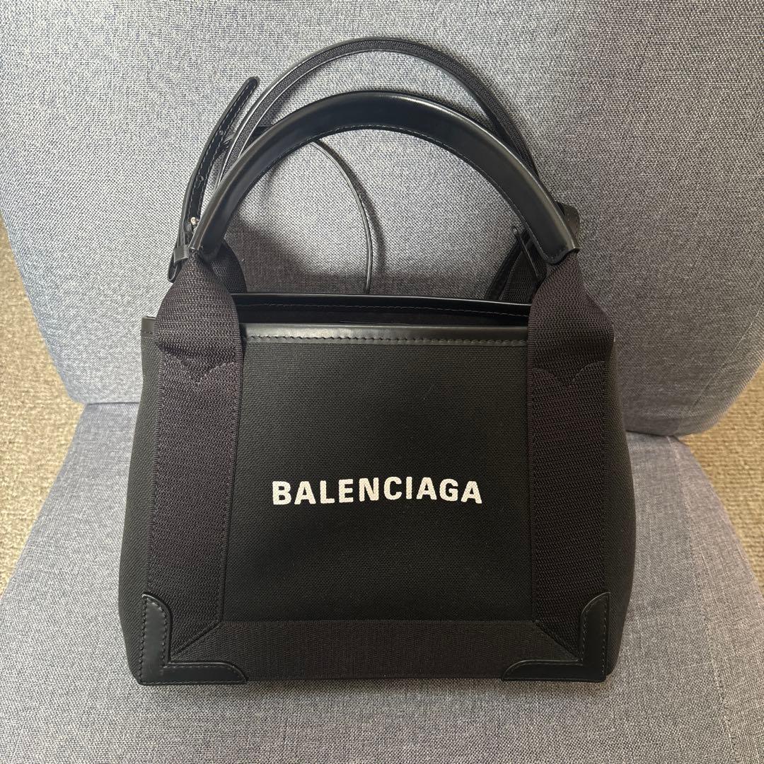 現行モデル 美品 バレンシアガ ネイビー カバ カバス XS ショルダーバッグ